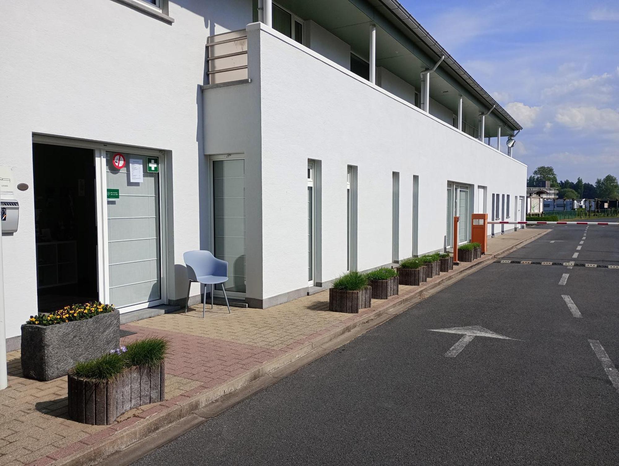 Noordzee 1 Hotel De Haan Exterior photo
